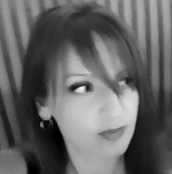 Meet your Posher, Angela starr - Picture 1 of 1